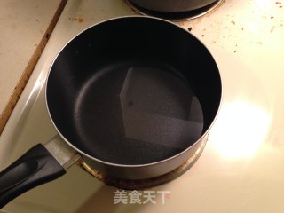 醪糟蛋汤圆的做法步骤：1