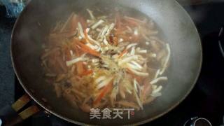 酸辣汤的做法步骤：3