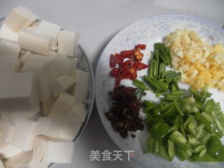 麻婆豆腐的做法步骤：2