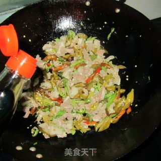 酸辣肉的做法步骤：5