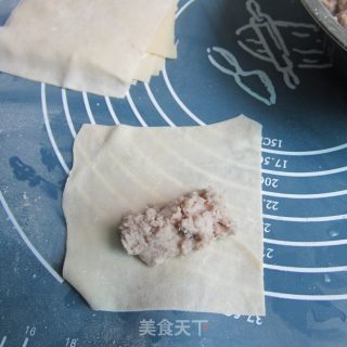 香煎香芋卷的做法步骤：3