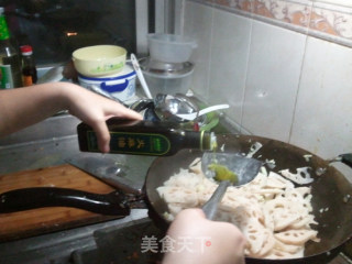 火麻油拌炒素莲藕的做法步骤：8