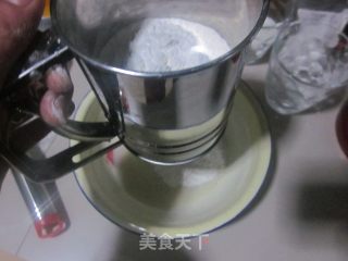 巧克力酱夹心豆浆蛋糕的做法步骤：4