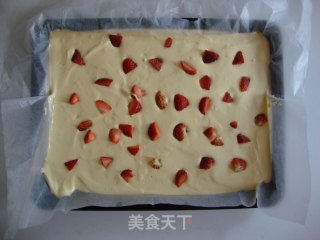 小山进草莓蛋糕卷的做法步骤：12