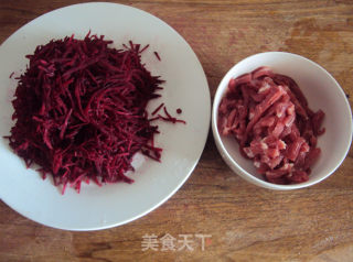 紫菜头炒肉丝的做法步骤：4