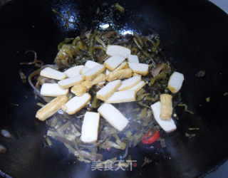 酸菜土豆粉的做法步骤：5