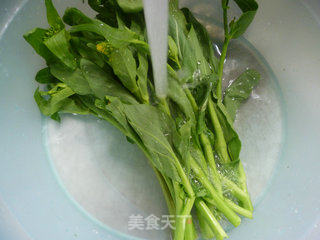 香干炒油菜蕻的做法步骤：2