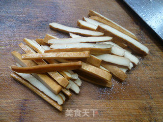 香干炒油菜蕻的做法步骤：4