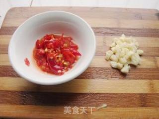 剁椒包包菜的做法步骤：2