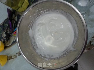 草莓奶油蛋糕（电饭煲做的）的做法步骤：14
