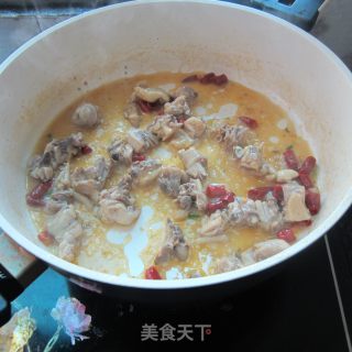 芹菜鸡丁的做法步骤：5