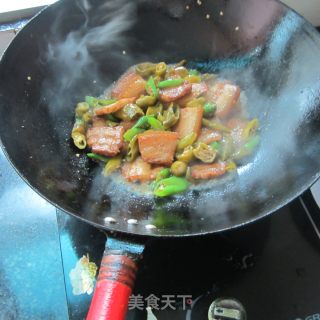 鱼香酸辣肉的做法步骤：9