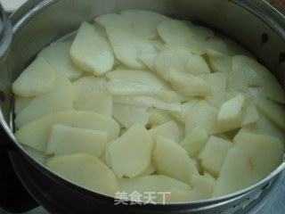 蛋皮土豆卷的做法步骤：3