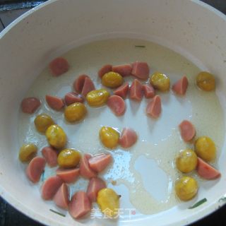 板粟炒火腿的做法步骤：5
