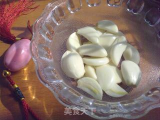大蒜炒鹿肉的做法步骤：2