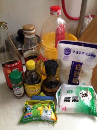 大肉白菜肉包子（爱心满满）的做法步骤：1
