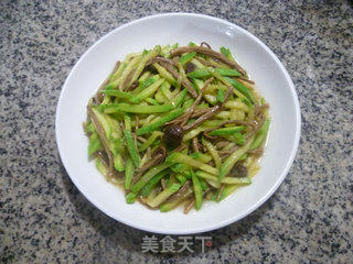 茶树菇炒西葫芦的做法步骤：13
