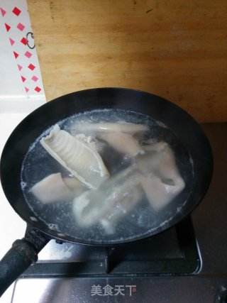 【肉皮冻儿】——自己做，吃着放心的做法步骤：4