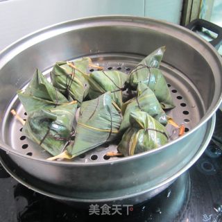 葱香猪肉糯米粽粑的做法步骤：10