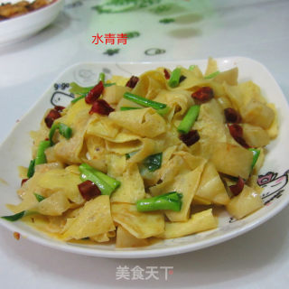 红薯丁炒蛋的做法步骤：9