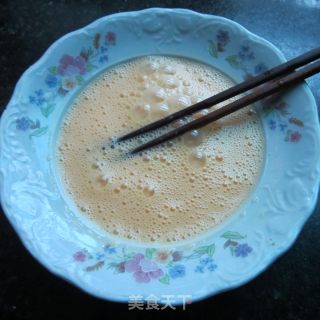 鱼香芹菜蛋的做法步骤：2