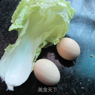 白菜炒蛋的做法步骤：1