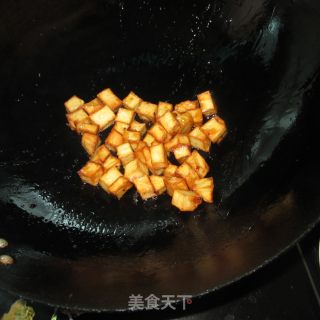糖炒地瓜丁的做法步骤：9