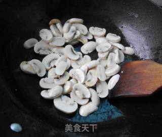 红烧口蘑--简易版的做法步骤：5