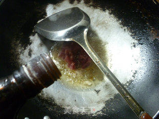 里脊肉炒油菜蕻的做法步骤：4