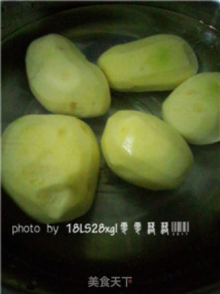 私房菜：黑椒土豆片的做法步骤：1