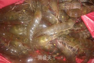 水煮虾的做法步骤：1
