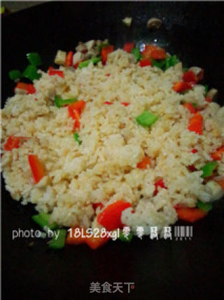 简易版：时蔬炒饭的做法步骤：7