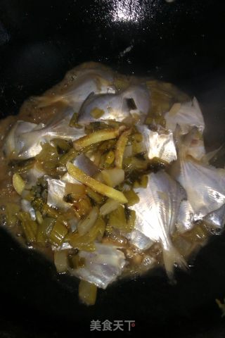 雪菜烧小鲳鱼的做法步骤：8