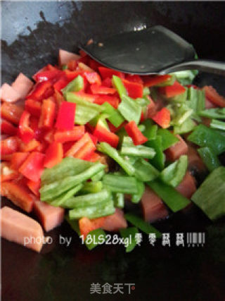 私房菜：双椒炒火腿的做法步骤：4