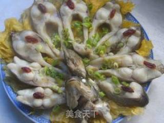武昌鱼蒸黄金白菜的做法步骤：7