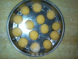 地瓜饼的做法步骤：11