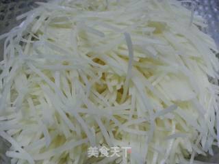 芹菜炒土豆丝的做法步骤：3