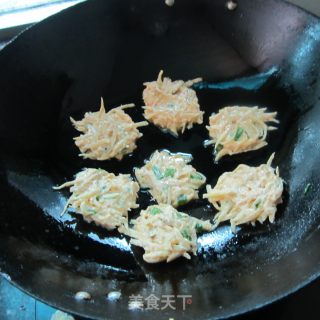 红薯丝煎饼的做法步骤：6