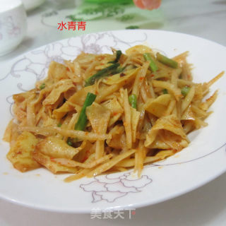 地瓜丝炒蛋的做法步骤：8