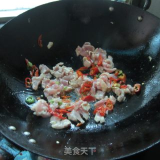 土豆丝炒肉的做法步骤：3