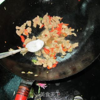 土豆丝炒肉的做法步骤：5