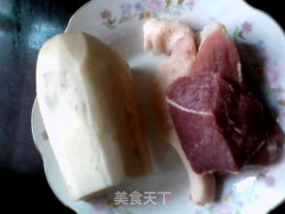 瘦肉呛莲藕的做法步骤：1