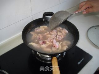 秘制火锅鸡的做法步骤：2