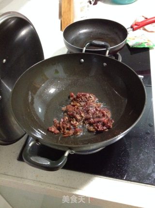 韭黄炒牛肉的做法步骤：8