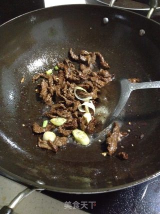 韭黄炒牛肉的做法步骤：10