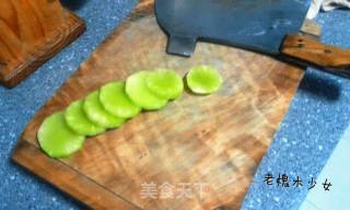 淡香笋韭面的做法步骤：1