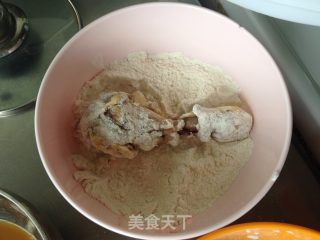 炸鸡腿的做法步骤：5