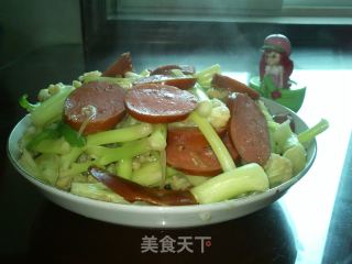 烤肠炒有机花菜的做法步骤：6