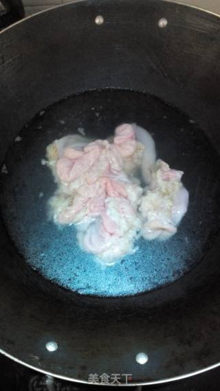 麻辣肥肠的做法步骤：3