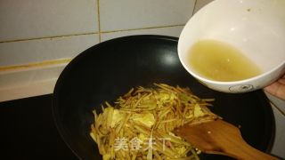 酱鸡蛋炒土豆丝的做法步骤：9